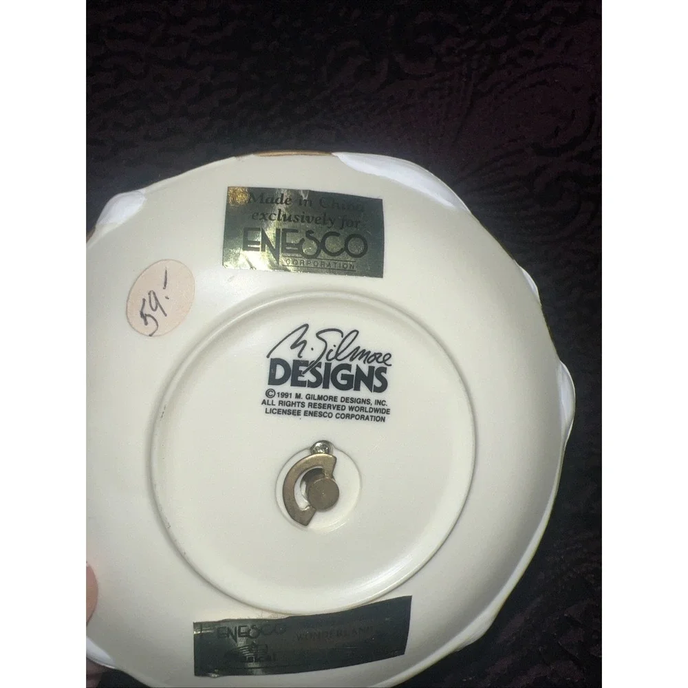 Enesco M. Gilmore designs, winter wonderland, mini musical music box‎ Mice Sled